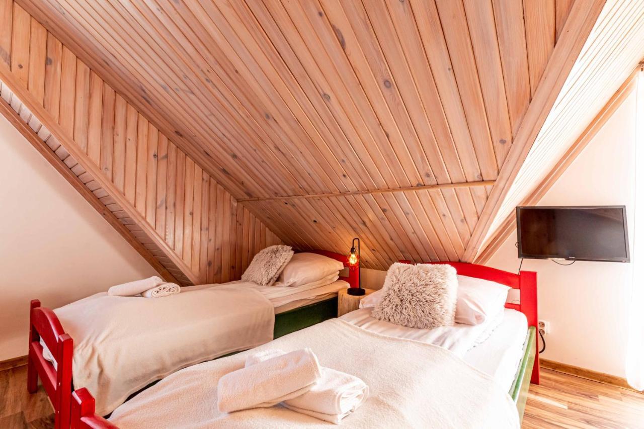Gronik Bed and Breakfast Buitenkant foto