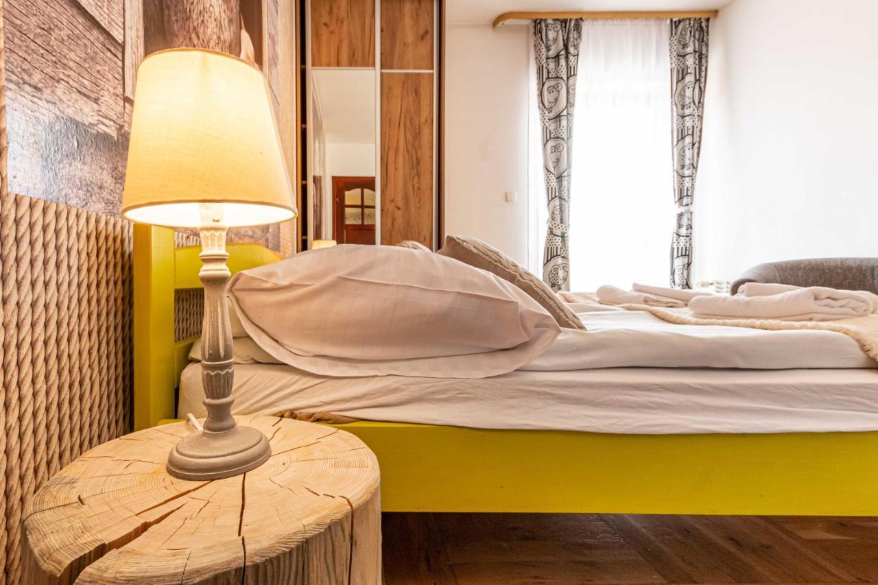 Gronik Bed and Breakfast Buitenkant foto